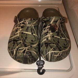 Men’s Camo Crocs